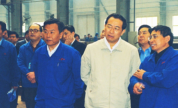 原河南省委常委、鄭州市委書記王文超在公司車間調(diào)研