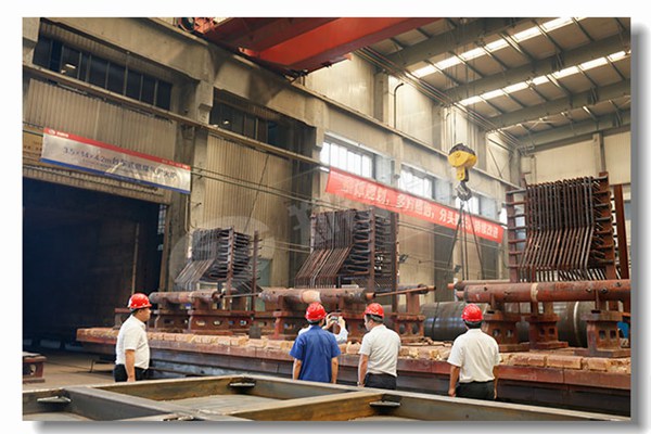 工業(yè)鍋爐中冷灰斗是怎樣形成的？其作用是什么？